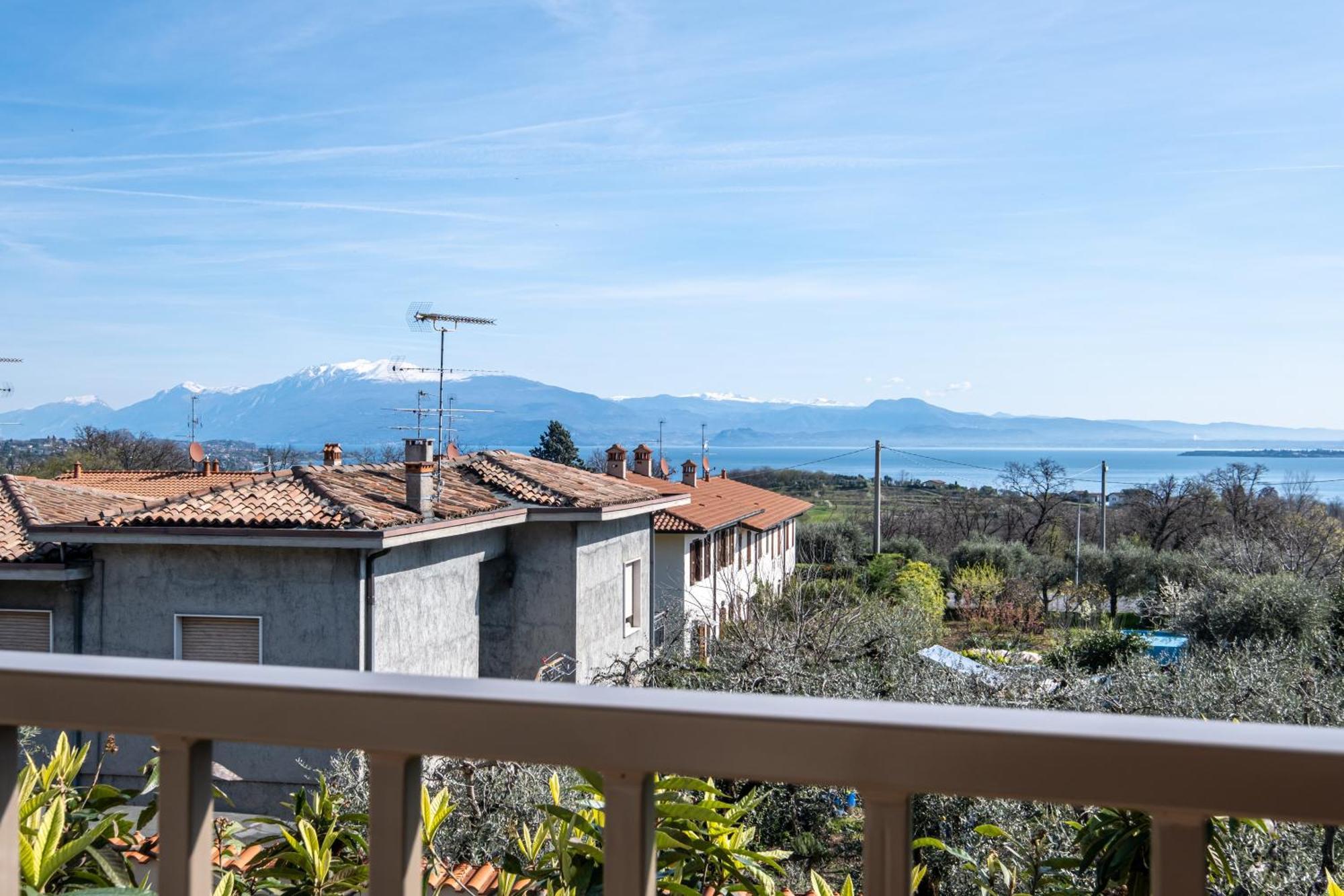 Il Lago Dei Sogni - Stupenda Vista Lago E Colline Barcuzzi エクステリア 写真