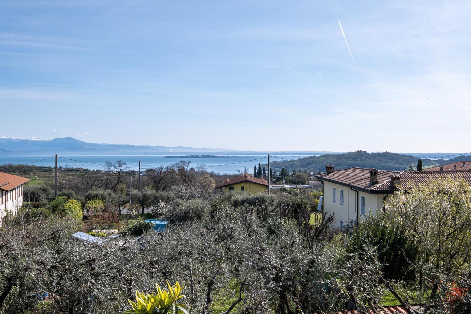 Il Lago Dei Sogni - Stupenda Vista Lago E Colline Barcuzzi エクステリア 写真